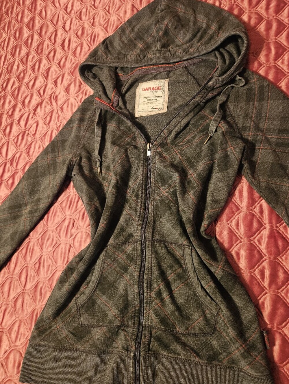 *broken zipper* 2000s Garage grey and pink hoodie
